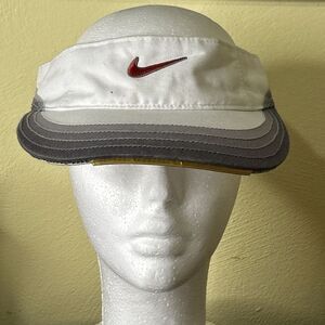 Nike Visor Hat Cap Strapback White/Gray With‎ Red Logo Golfer/Tennis Adult
